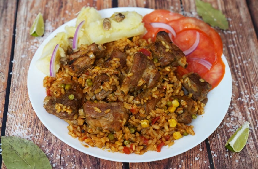 arroz con costillas de cerdo